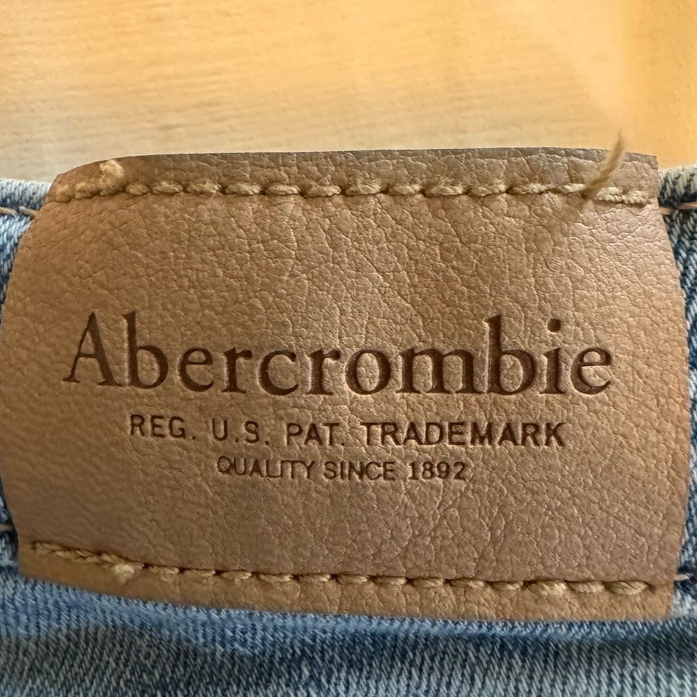 Abercrombie kids Girls low rise bootcut jeans 5/6 regular - Picture 2 of 12
